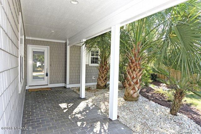 Foto del edificio - 904 Royal Bonnet Dr