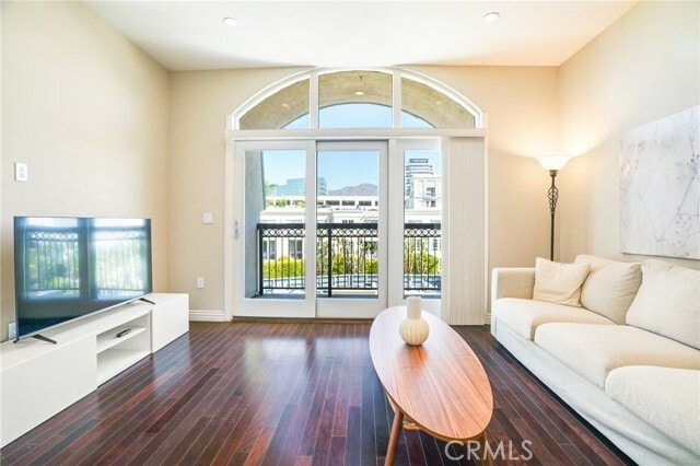 Building Photo - 603 Caruso Ave