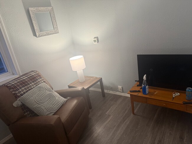 Foto del edificio - 714 Kirkwood Ave