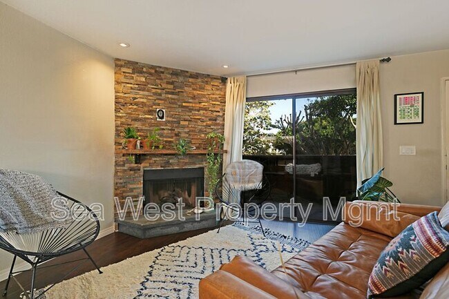Foto del edificio - 1680 N Coast Hwy 101