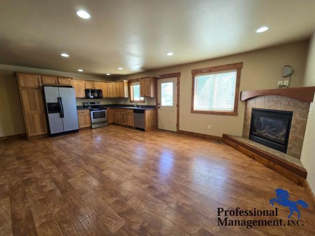 Building Photo - 3 bedroom in Billings MT 59105