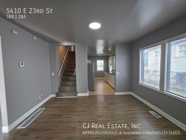 Foto del edificio - 5410 E 23rd St