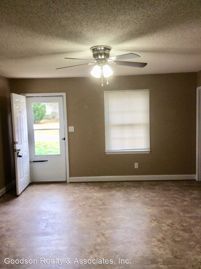 Foto del edificio - 2 br, 2 bath House - 2318 Beth Haven Churc...