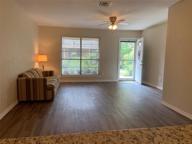 Building Photo - 3302 Burke Rd