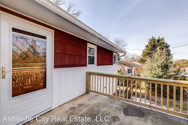 Building Photo - 3 br, 1 bath House - 13 Wentworth Avenue