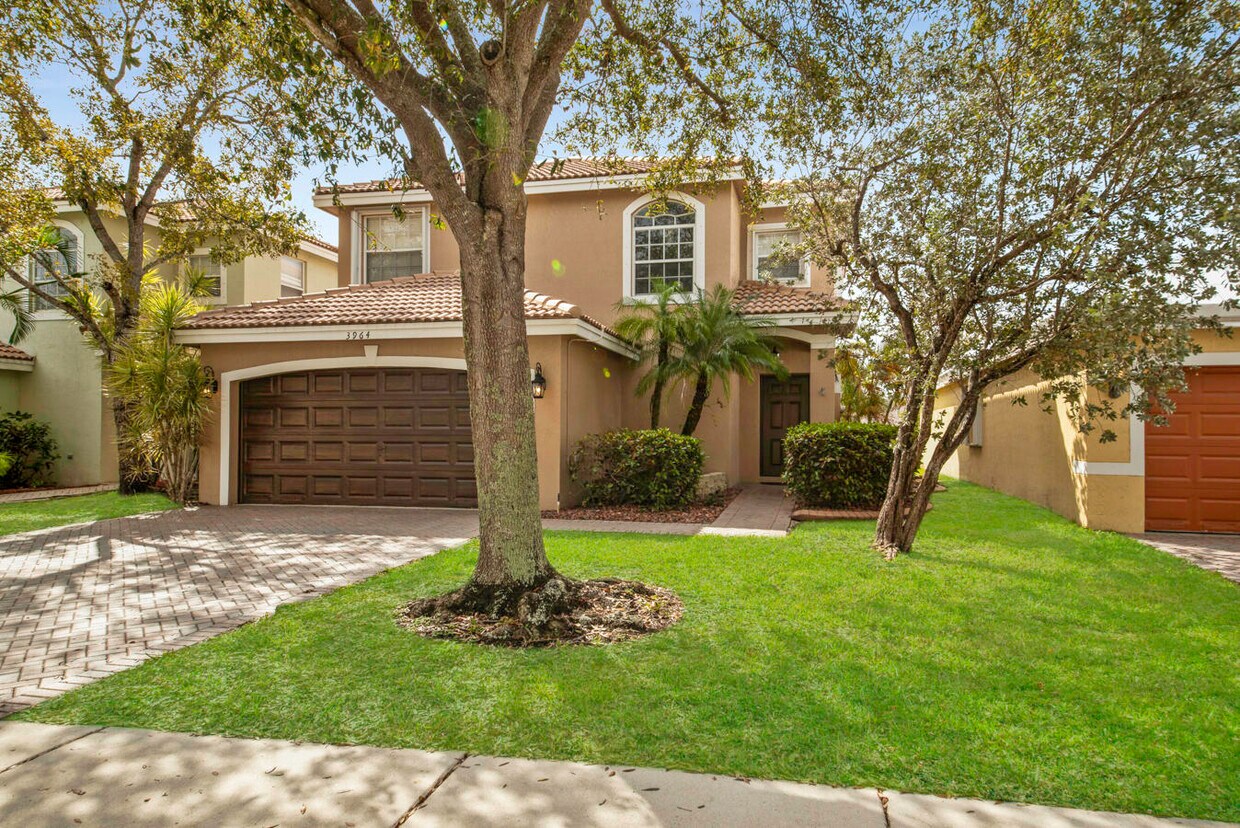 Primary Photo - 3964 Crescent Creek Dr