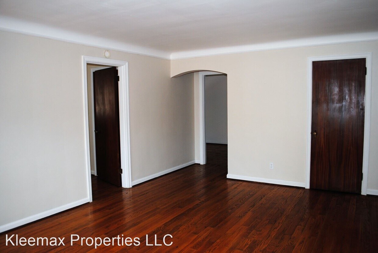 Foto del edificio - 2860 Observatory Ave