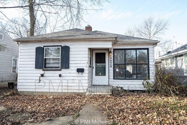 Building Photo - 4426 Kingsley Dr