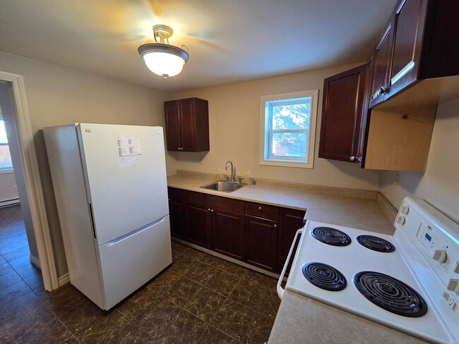 Building Photo - 412 Prince St