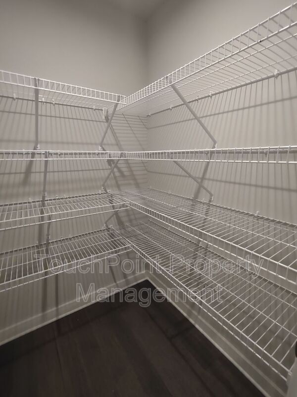 Foto del edificio - 10474 Black Locust Ln