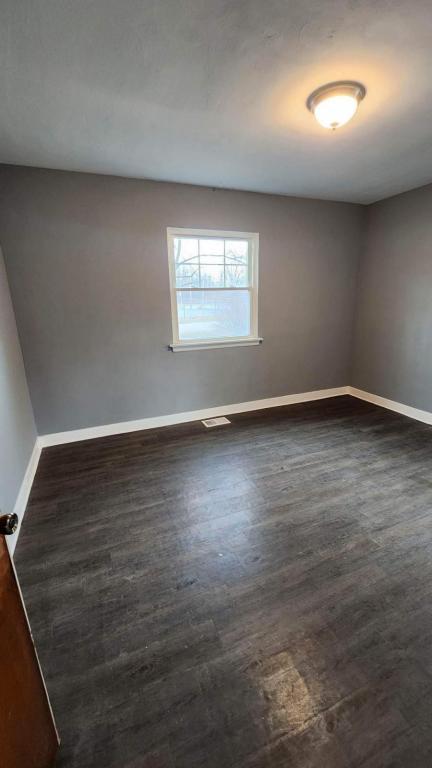 Foto del edificio - 1433 E. 35th Ct.