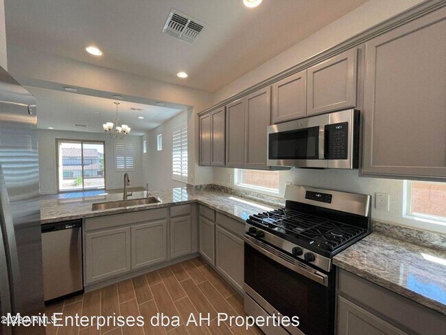 Building Photo - 3 br, 2 bath House - 31853 N 124th Dr