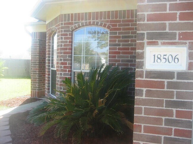 Building Photo - 18506 Carousel Creek Ct