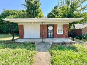 Building Photo - 1596 Pennsylvania St