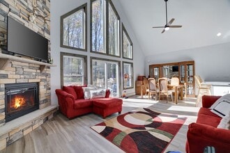Building Photo - 1121 Cobblewood Rd