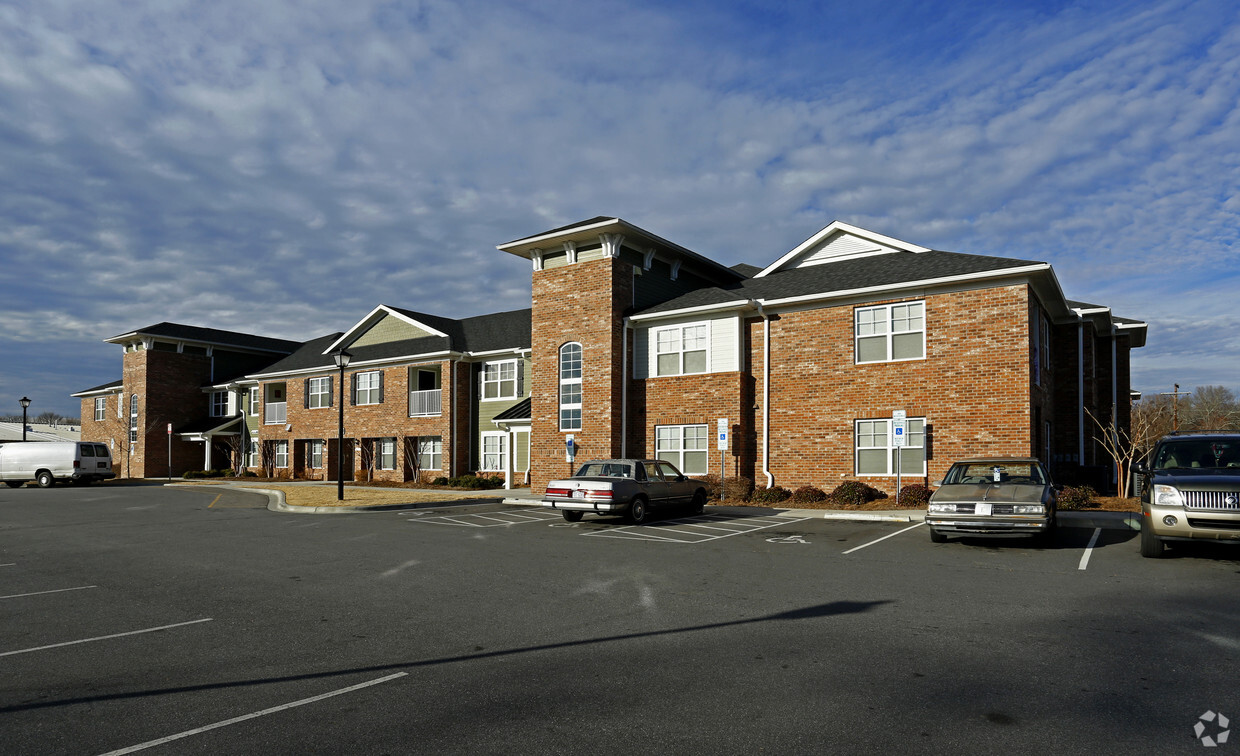 Primary Photo - The Villas at Logan Gardens