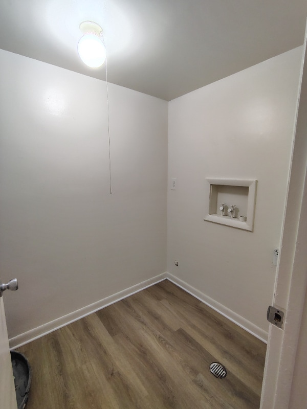 Building Photo - 600 Reusens Rd