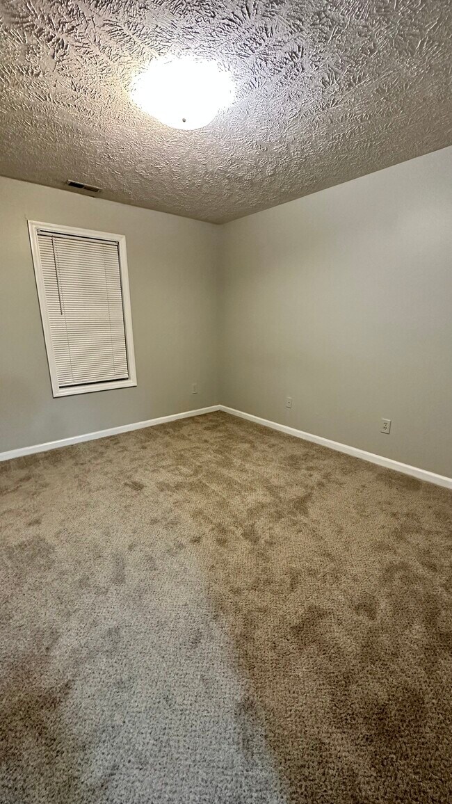 331 Bubble Creek Ct Unit 3, Fayetteville, NC 28311 Condo for Rent in