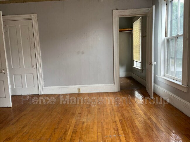 Foto del edificio - 121 Rumford St