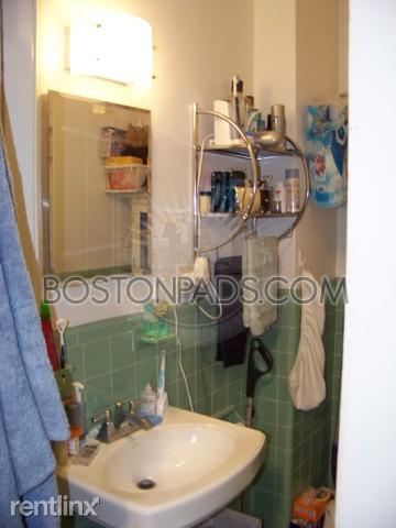 Primary Photo - 50 Beacon St