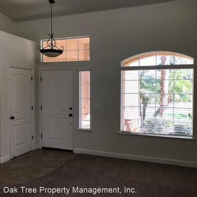 Building Photo - 4 br, 3 bath House - 2953 E. Revere Road