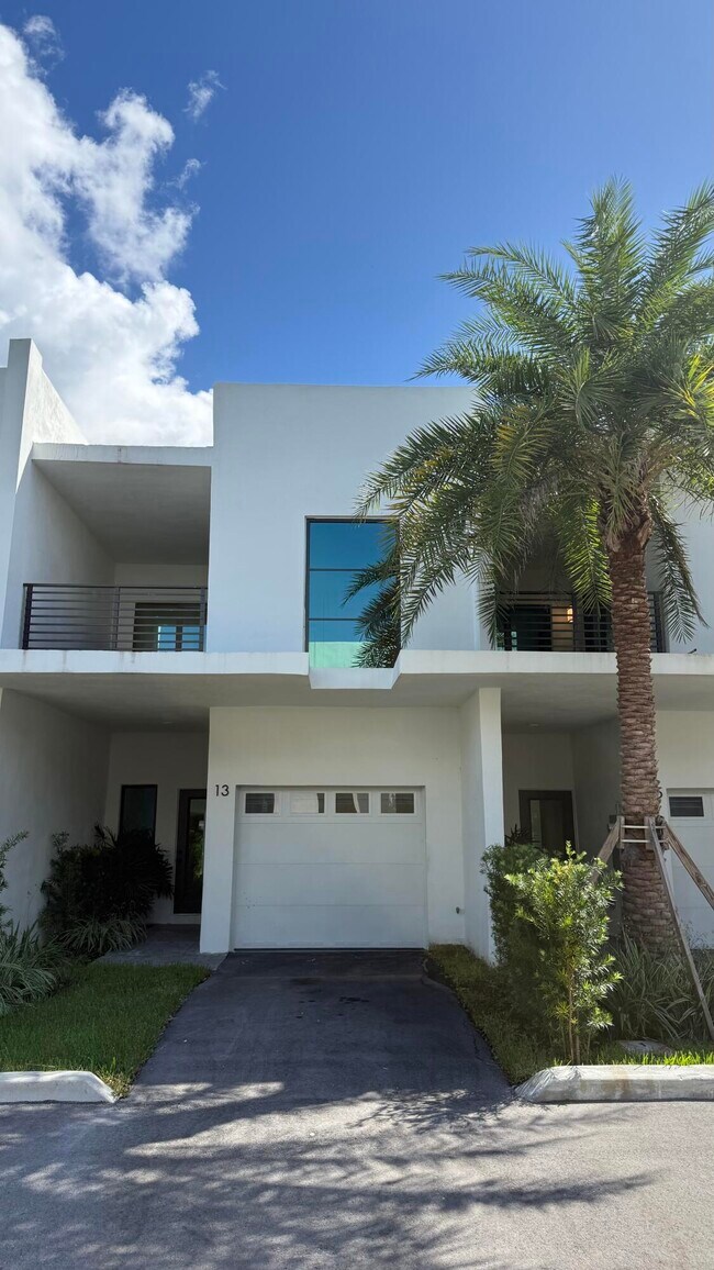 Foto del edificio - 2526 Pierce St