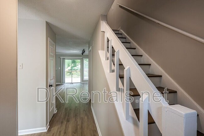 Building Photo - 3538 Kennesaw Station Dr
