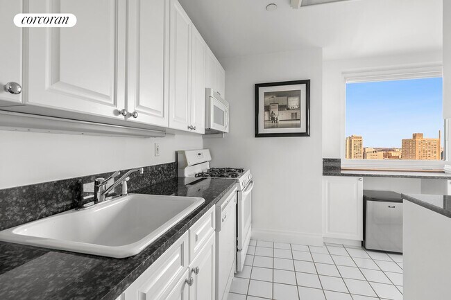 404 E 76th St Unit 28A - 4