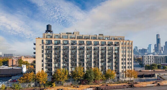 Building Photo - 1550 S Blue Island Ave