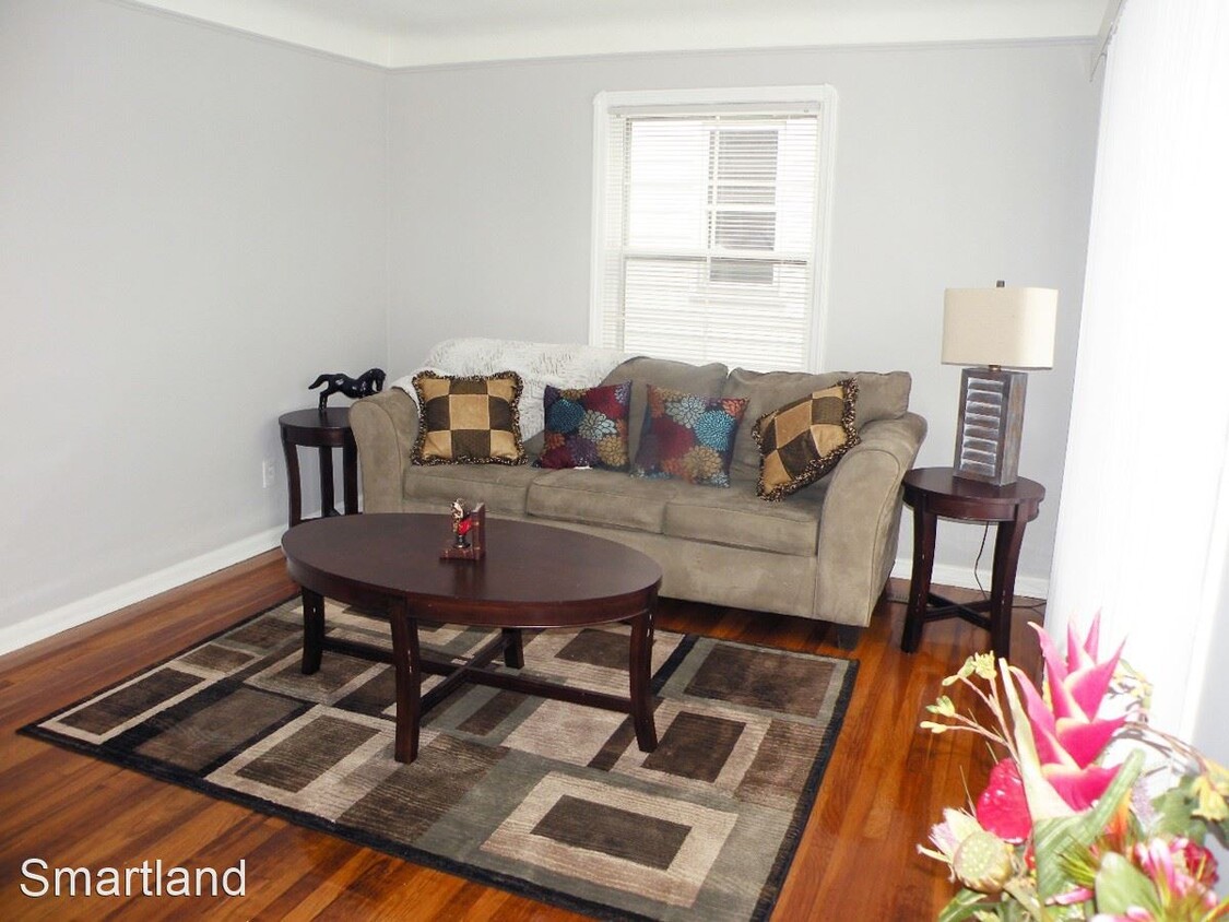 Primary Photo - 3 br, 1 bath House - 13200 Orme Road