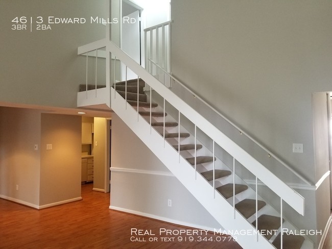 Building Photo - Townhome Near Crabtree Valley Mall