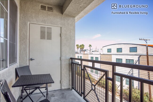 Foto del edificio - 3221 Carter Ave