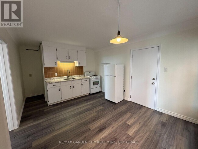 Photo du bâtiment - 1419 Pelham St