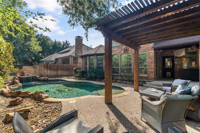 Building Photo - 1804 Camberton Dr