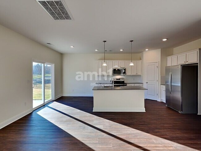 Foto del edificio - 2068 Williamshire Ln