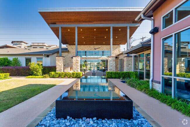 Foto del edificio - Villas on the Hill