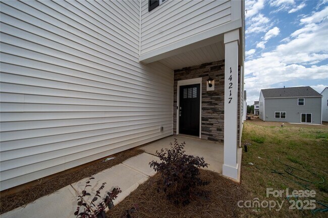 Foto del edificio - 14217 Wilson Mac Ln