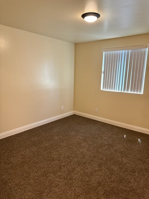 Foto del edificio - 3426, 3426 1/2, 3428 S Norton Ave