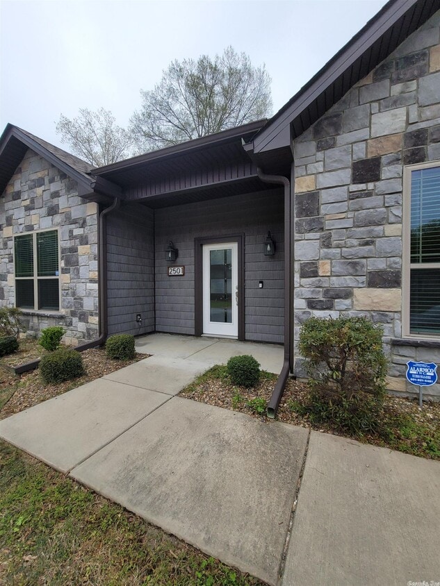 2501 Westbury Dr, Benton, AR 72015 House Rental in Benton, AR
