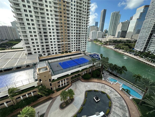 Building Photo - 901 Brickell Key Blvd
