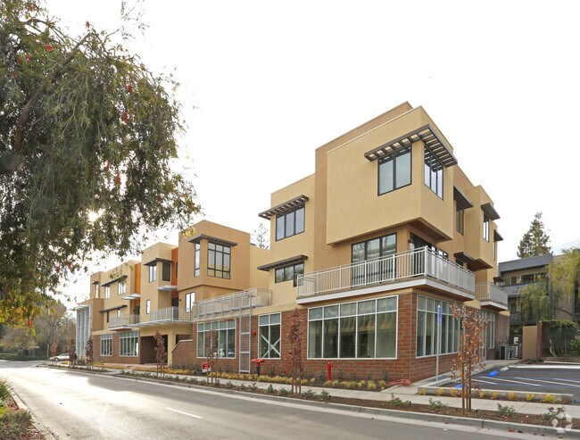 Foto del edificio - Birch Plaza
