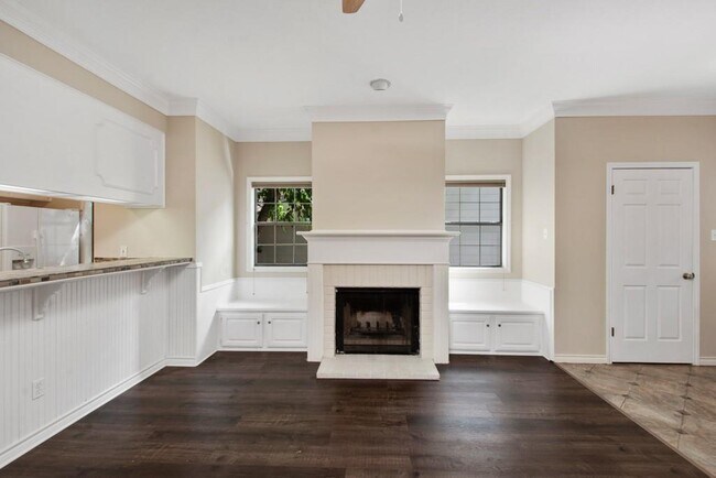 Building Photo - 2208 Indian Trail