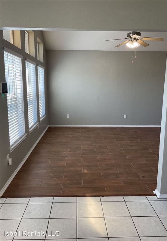 Foto del edificio - 2207 Schwald Rd