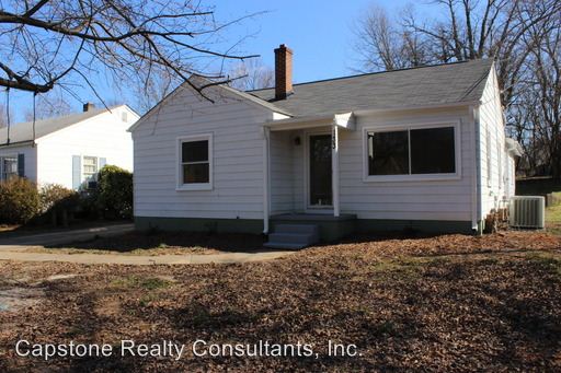 Primary Photo - 133 S Gordon Dr