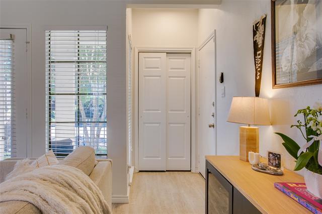 Building Photo - 3105 San Jacinto St