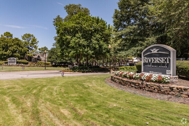 Foto del edificio - Riverset Apartments