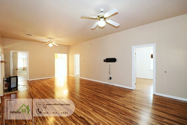 Foto del edificio - 2251 Howard St