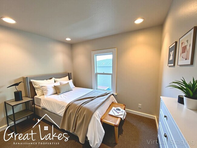 Building Photo - Charming 2 Bedroom 1 Bathroom now availabl...