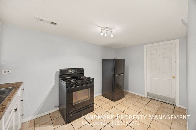 Foto del edificio - 4614 N Central Park Ave