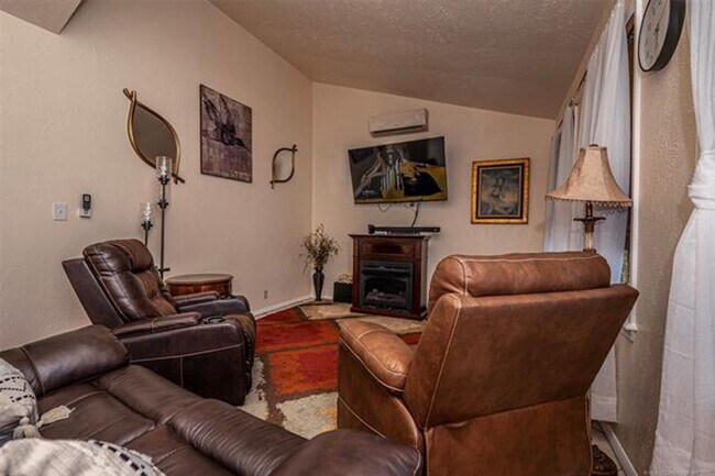 Foto del edificio - Furnished 3 Bed / 2 Bath Rental Near Lake Texoma – Internet Included!
